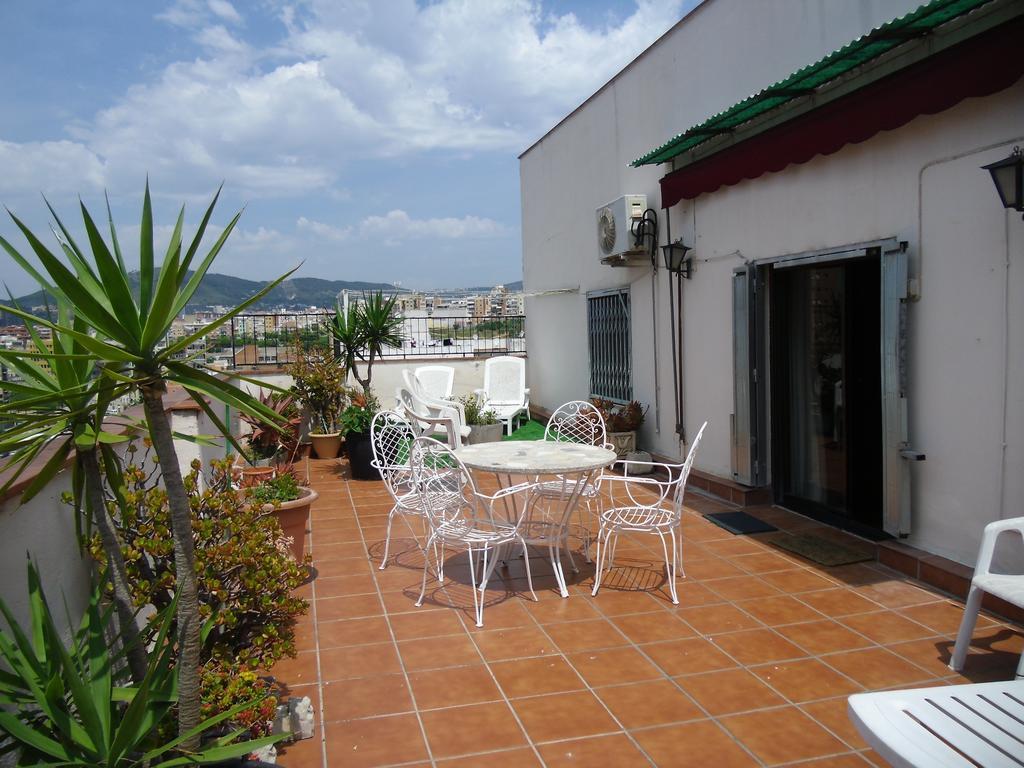 Atico Soleado Apartment L'Hospitalet de Llobregat Exterior photo